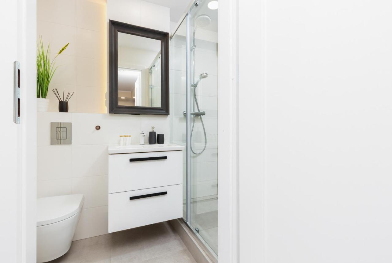 Apartments Warsaw Krolewska By Noclegi Renters Bagian luar foto
